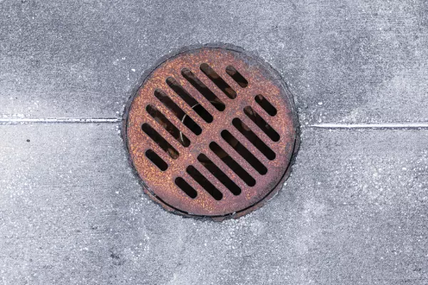 Common Signs of a Damaged Drain Pipe