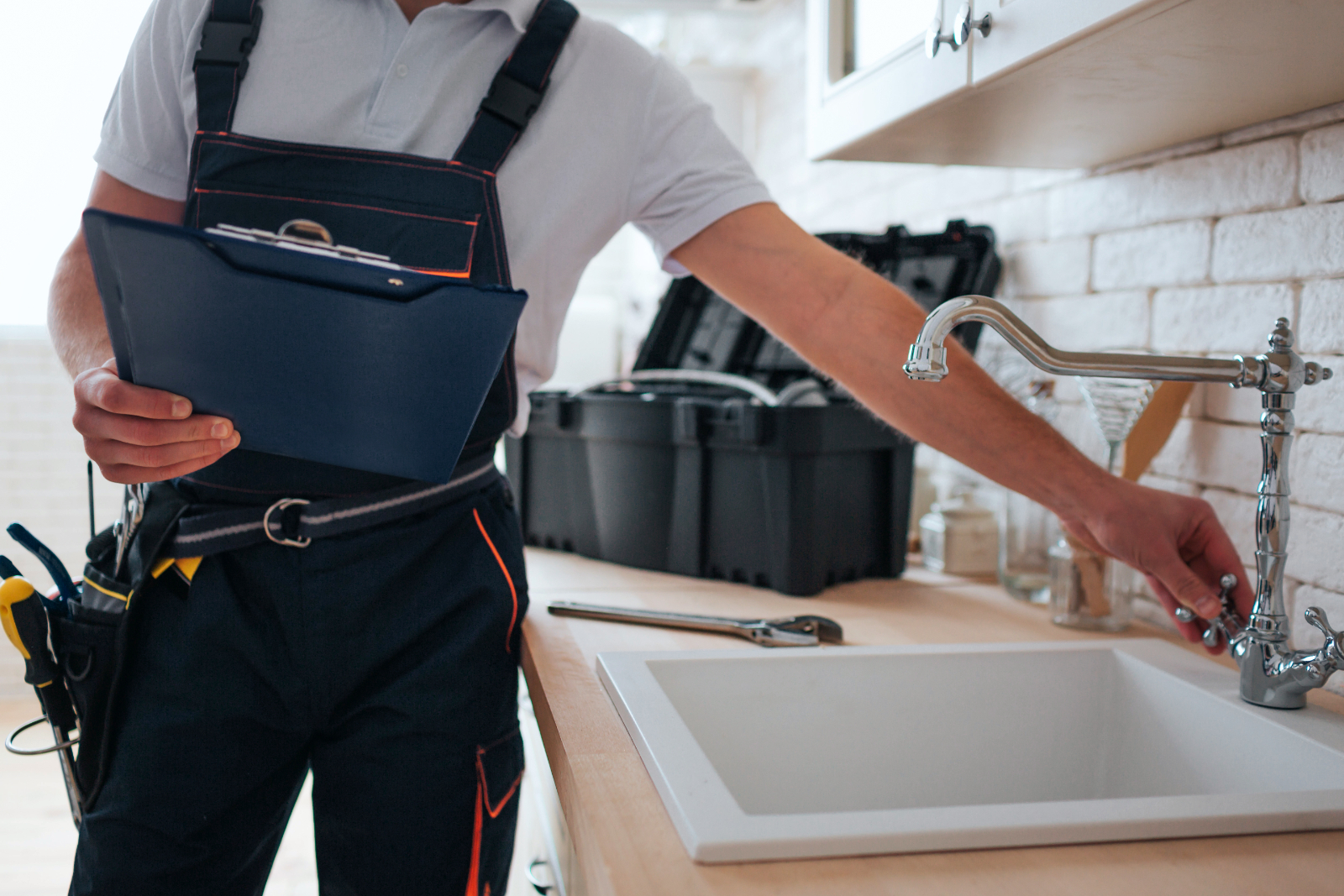 How do I know if the blockage is in my home? Blocked Drains Clearance Ipswich, Felixstowe, Woodbridge, Saxmundham, Stowmarket, Suffolk